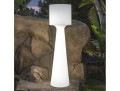 lampa tarasowa w kształcie lampy z abażurem