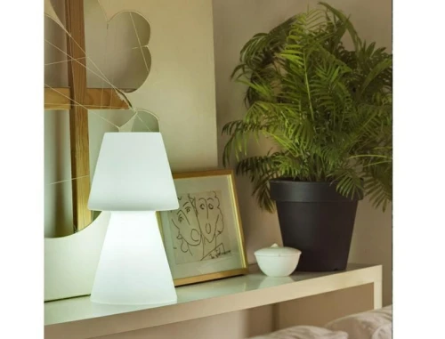 lampa zewnętrzna na stolik