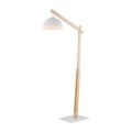 lampa podłogowa w stylu industrialnym