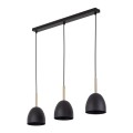 Nowoczesna lampa sufitowa z wiszącymi metalowymi kloszami