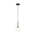 nowoczesna lampa wisząca szklana kula