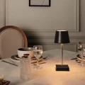 lampa bezprzewodowa na stół