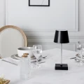 lampa bezprzewodowa na stół