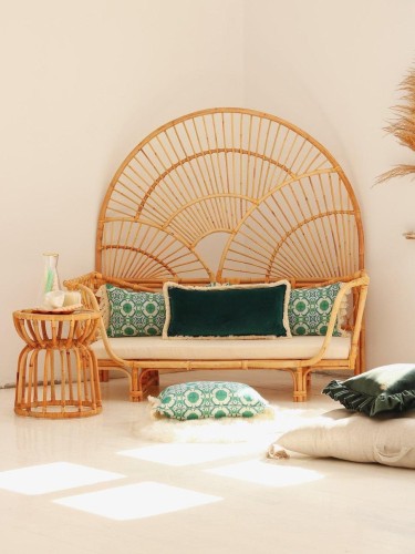 2013f6db67853778f591ea581483e753